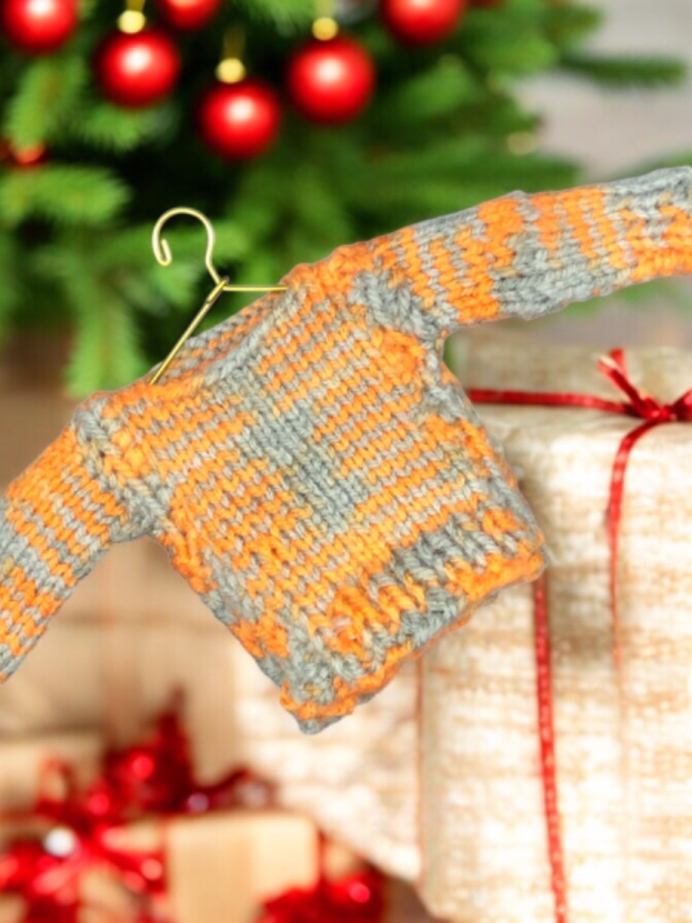 Mini Knit Sweater Ornament, Gift Tag, Gift Tag, Christmas Tree Ornament